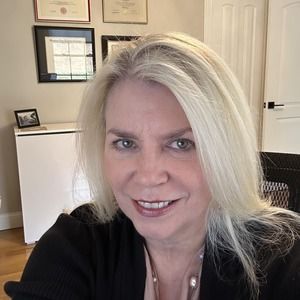 Meet your Posher, Jeanne